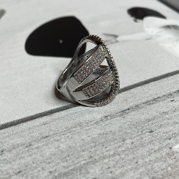 Swirl design silver ring - Picture 4 of 6